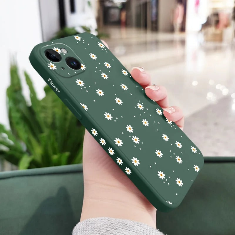 Delicate Bloom: Daisy Touch