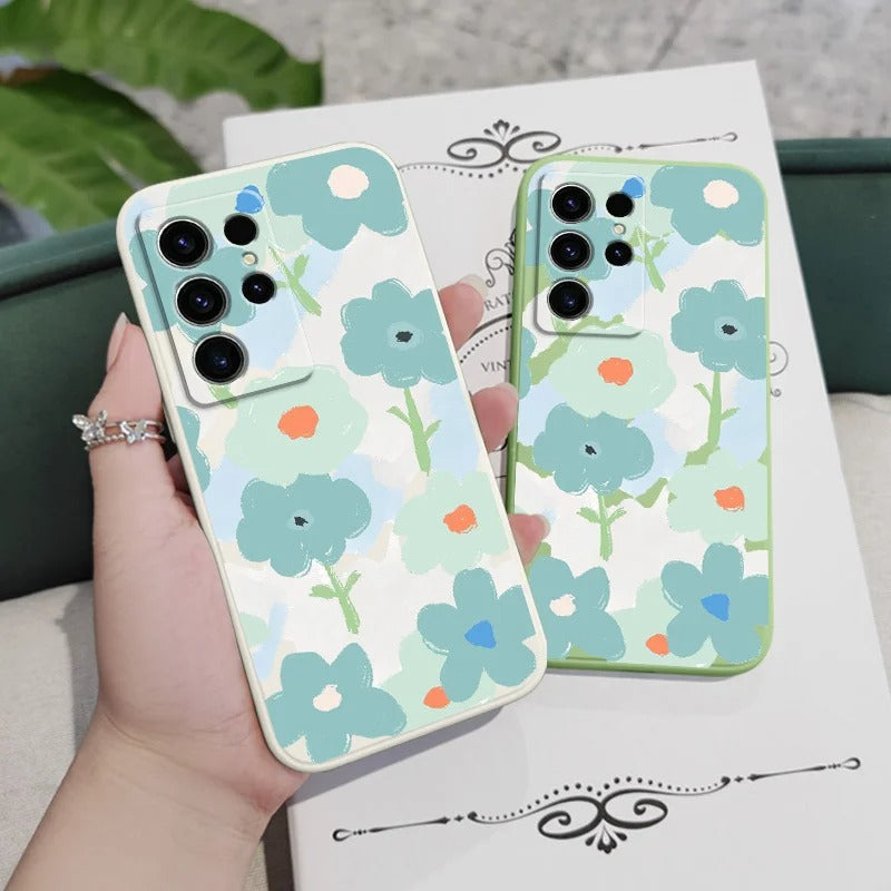Mint Bloom – Elegant Floral Print