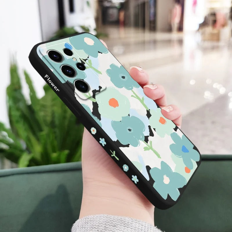Mint Bloom – Elegant Floral Print